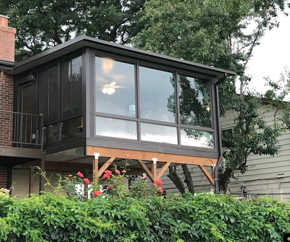 Studio Sunroom 20