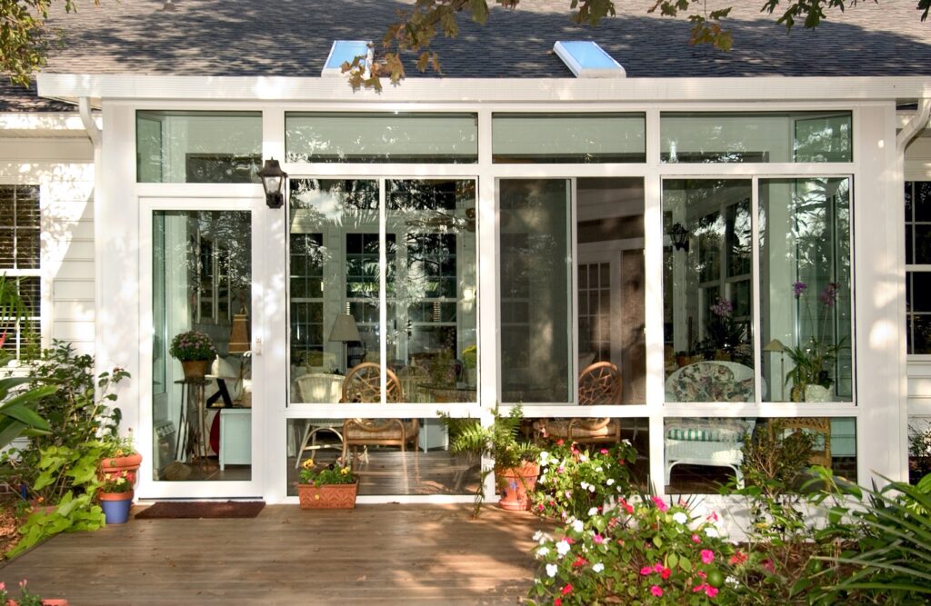 Studio Sunroom 3