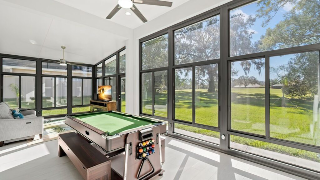 Studio Sunroom 40