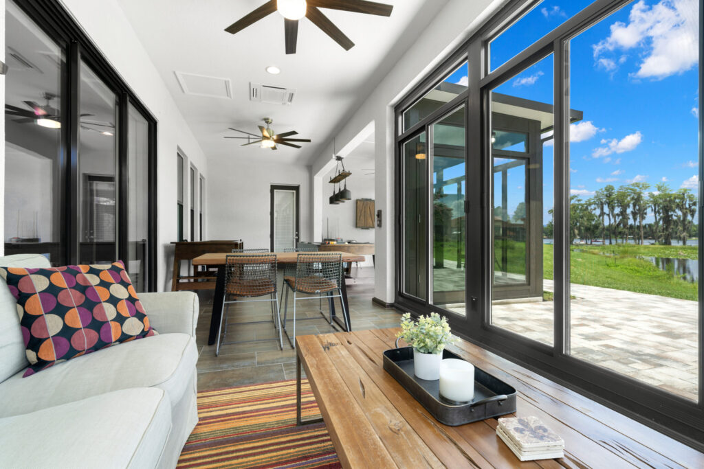 Studio Sunroom 53