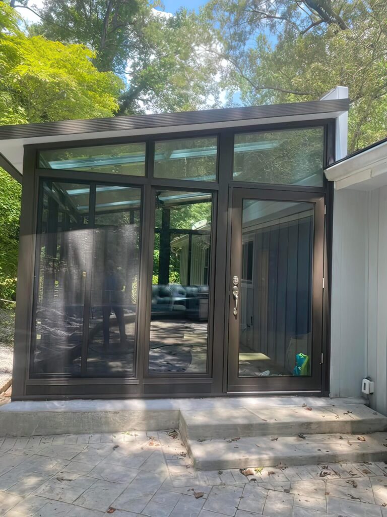 Studio Sunroom 58